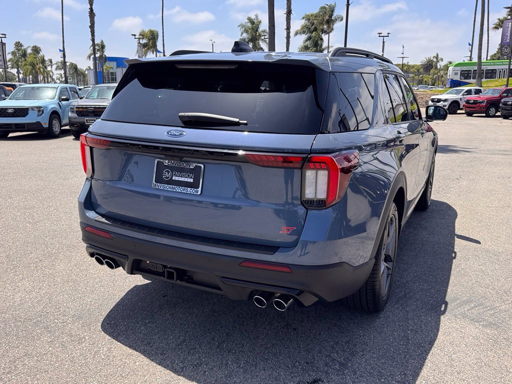 Used 2026 Ford Explorer ST RWD image 12