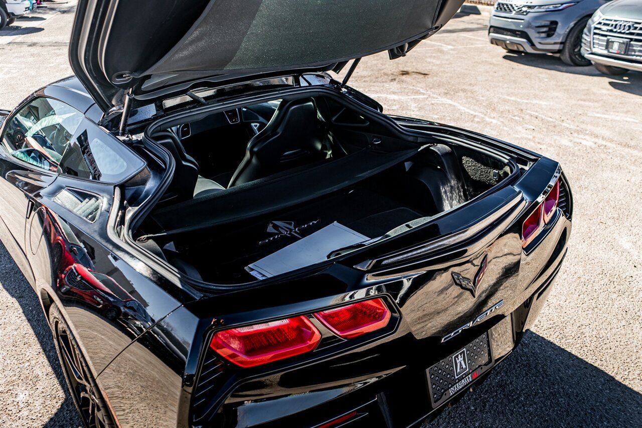Used 2018 Chevrolet Corvette Stingray Coupe w/ 2LT Preferred Equipment Group image 31