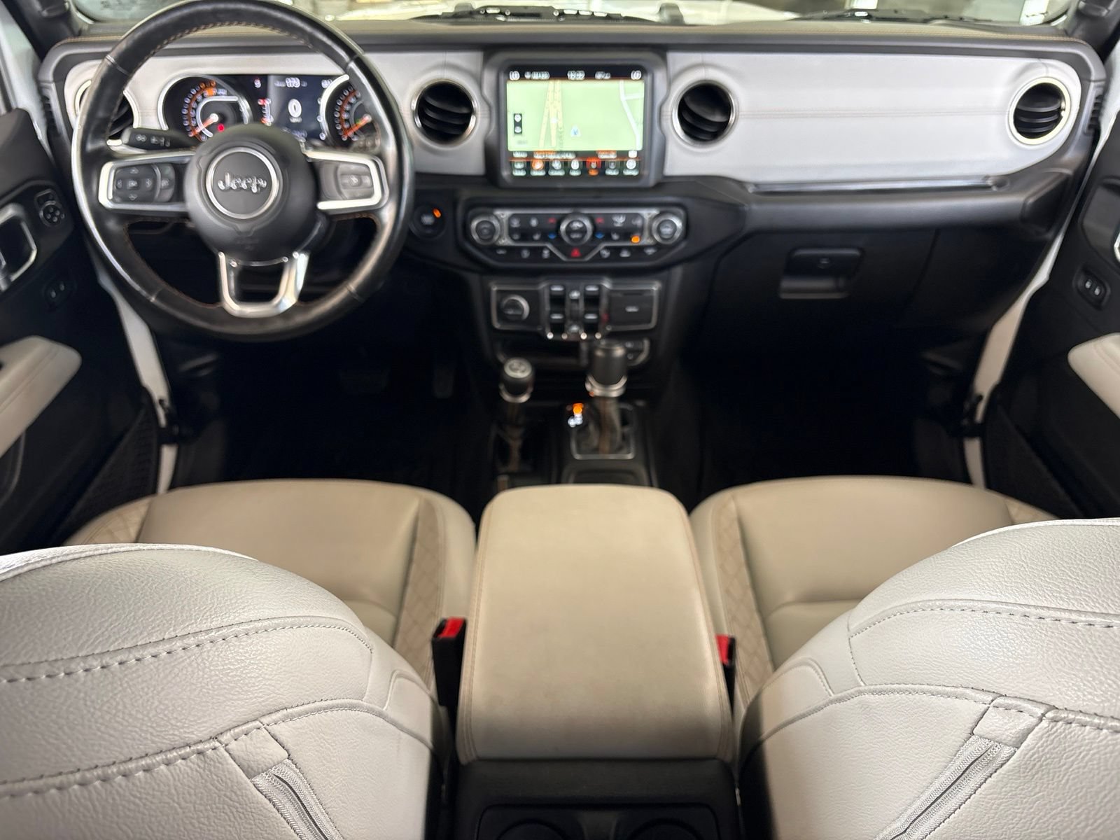 Used 2021 Jeep Wrangler Unlimited Sahara AWD/4WD image 22
