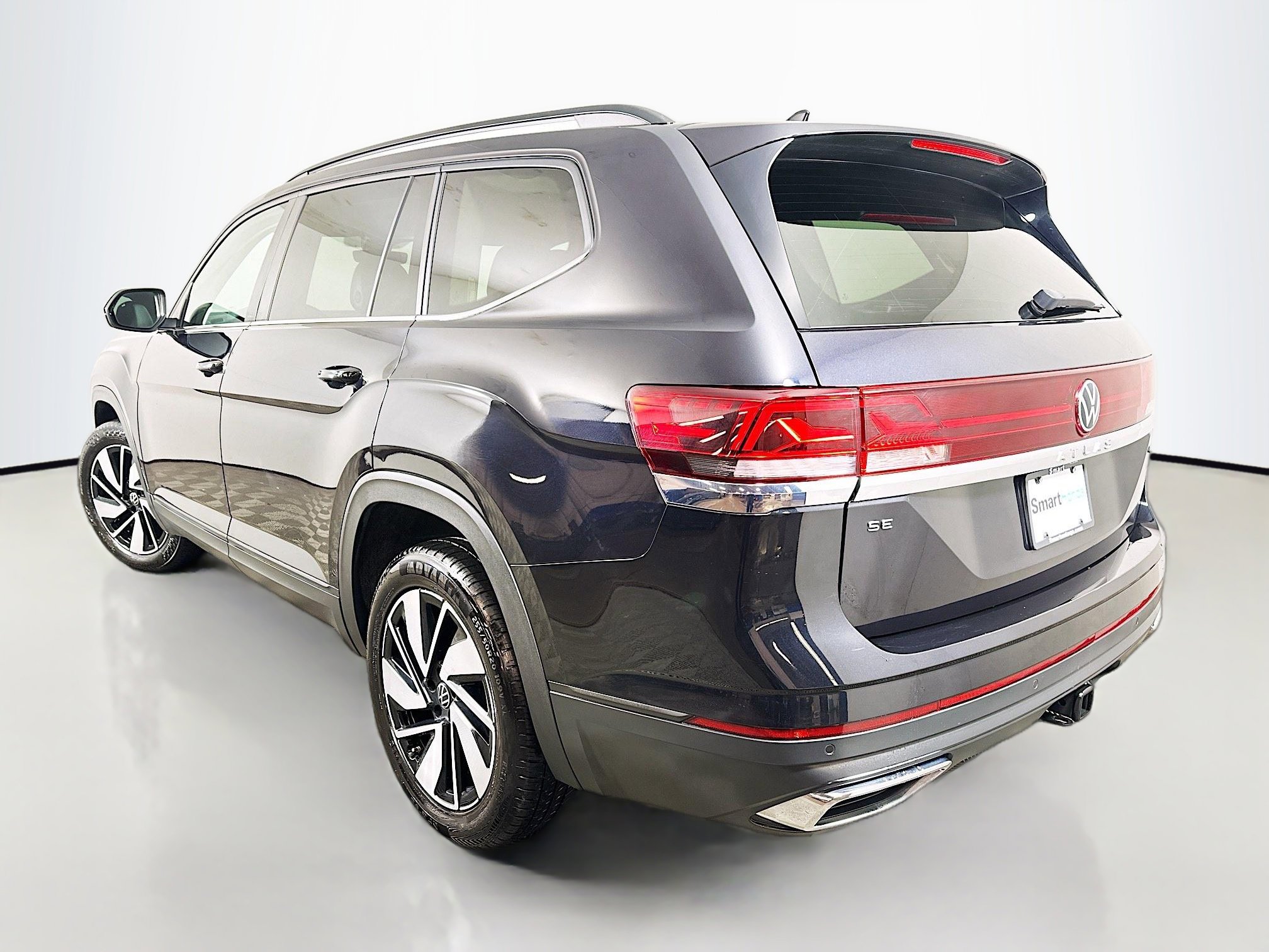 Used 2024 Volkswagen Atlas SE image 5