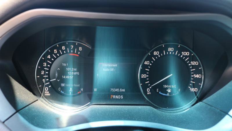 Used 2016 Lincoln MKZ w/ Equipment Group 300A Reserve FWD image 11