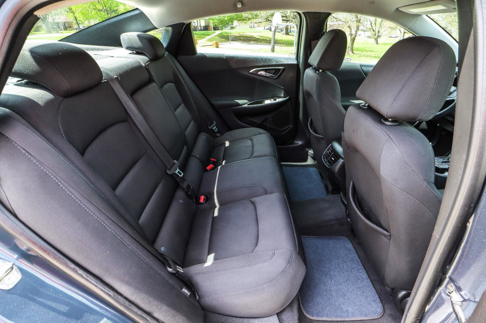 Used 2019 Chevrolet Malibu LT image 38