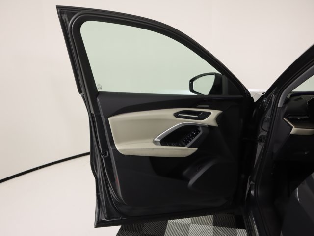 Certified 2025 Audi Q5 Premium Plus w/ Premium Plus AWD/4WD image 10