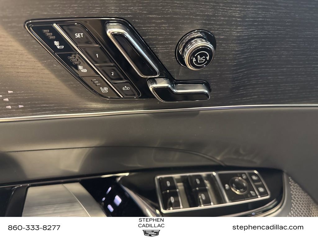 New 2026 Cadillac Lyriq V image 14