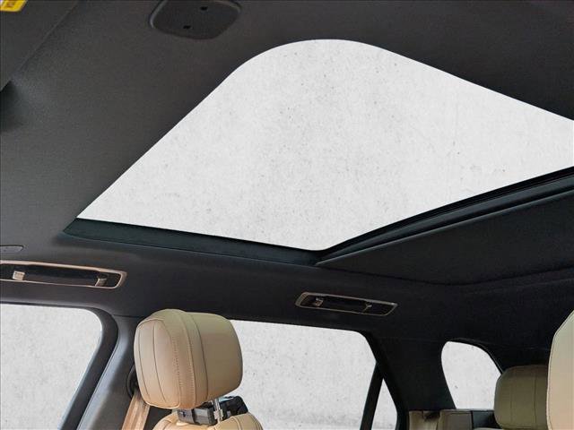 New 2026 Land Rover Range Rover Sport SE image 15