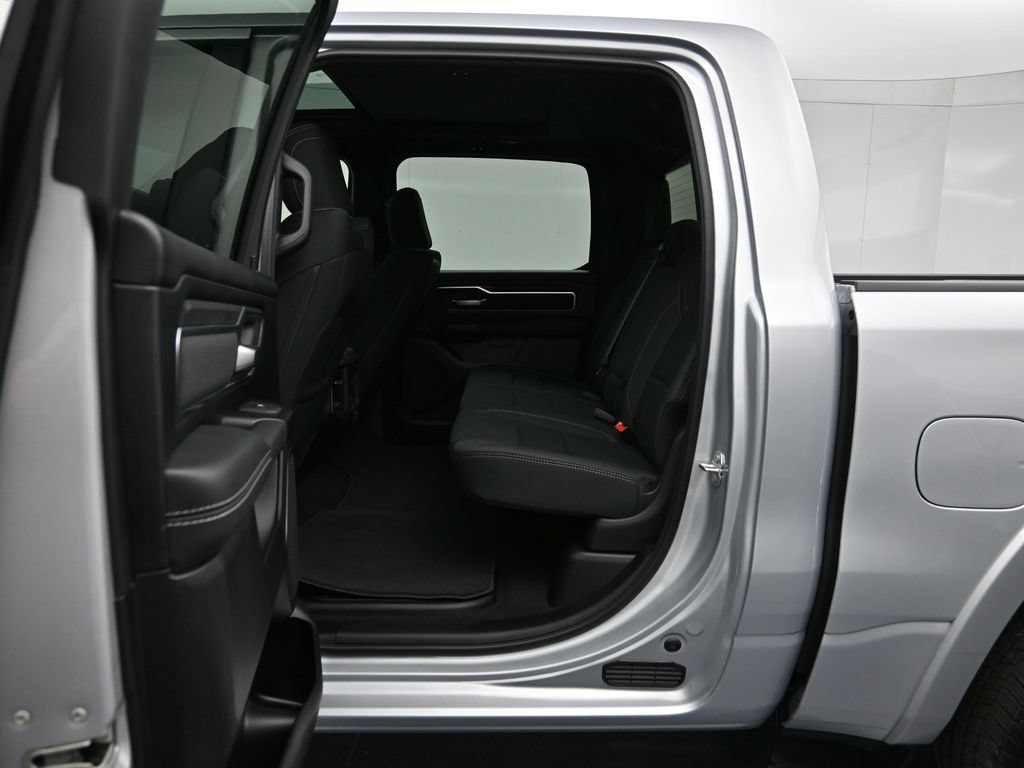 New 2026 RAM 1500 Big Horn AWD/4WD image 23