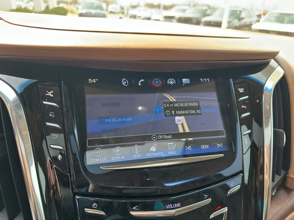 Used 2016 Cadillac Escalade Platinum image 22