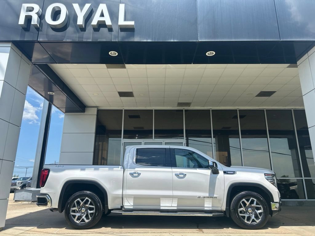 Used 2024 GMC Sierra 1500 SLT w/ SLT Premium Plus Package