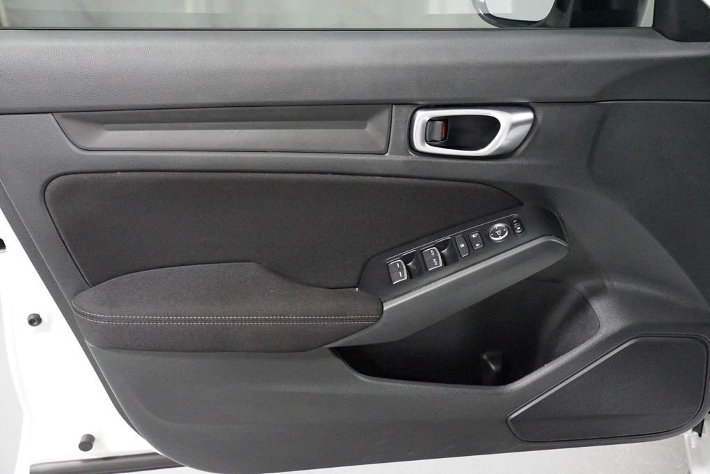 Used 2025 Honda Civic Sport image 27