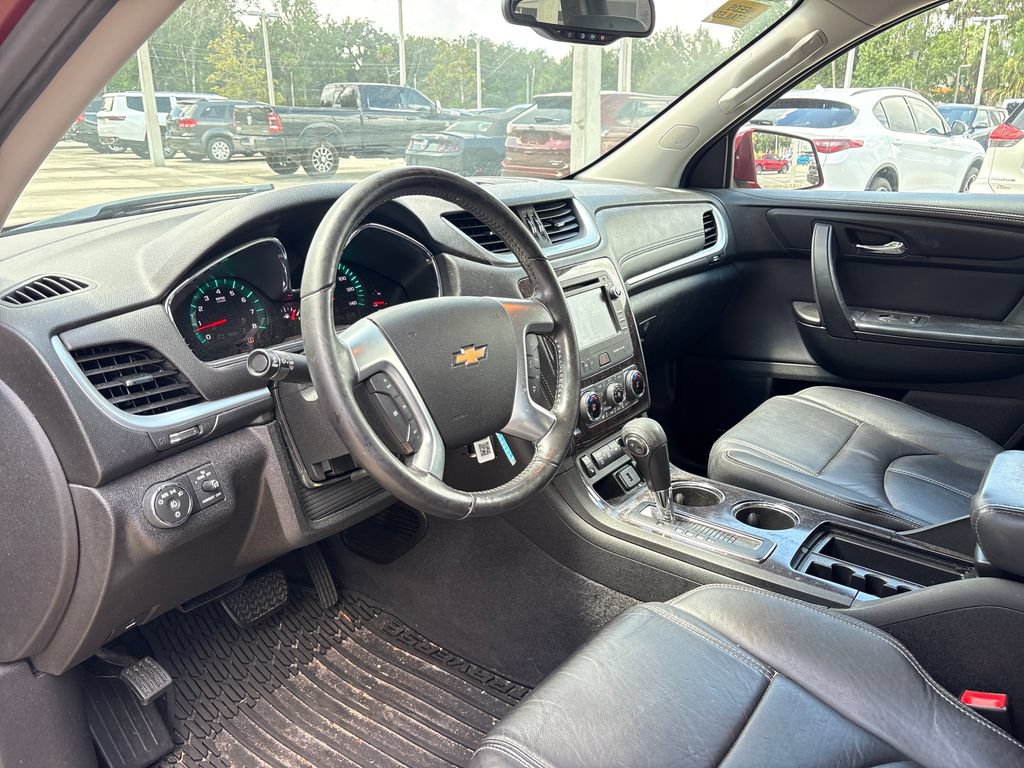 Used 2015 Chevrolet Traverse LT FWD image 5