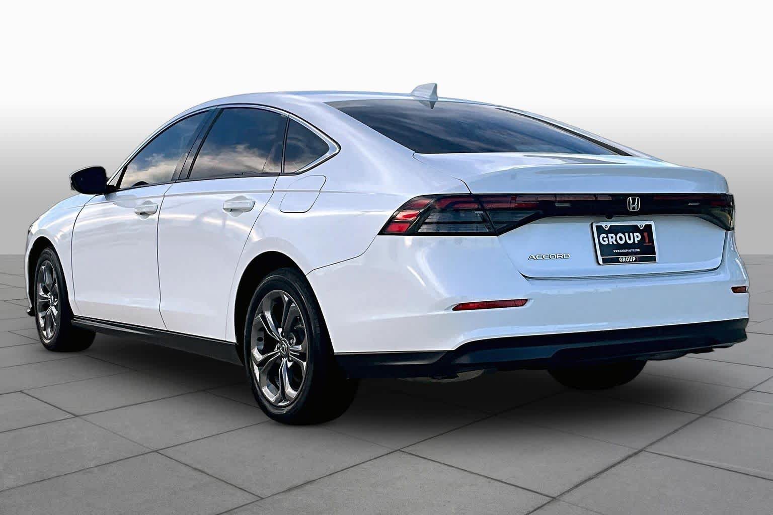 Used 2023 Honda Accord EX image 12