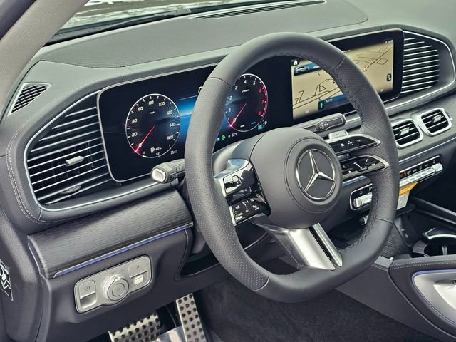 New 2026 Mercedes-Benz GLS 450 4MATIC image 16