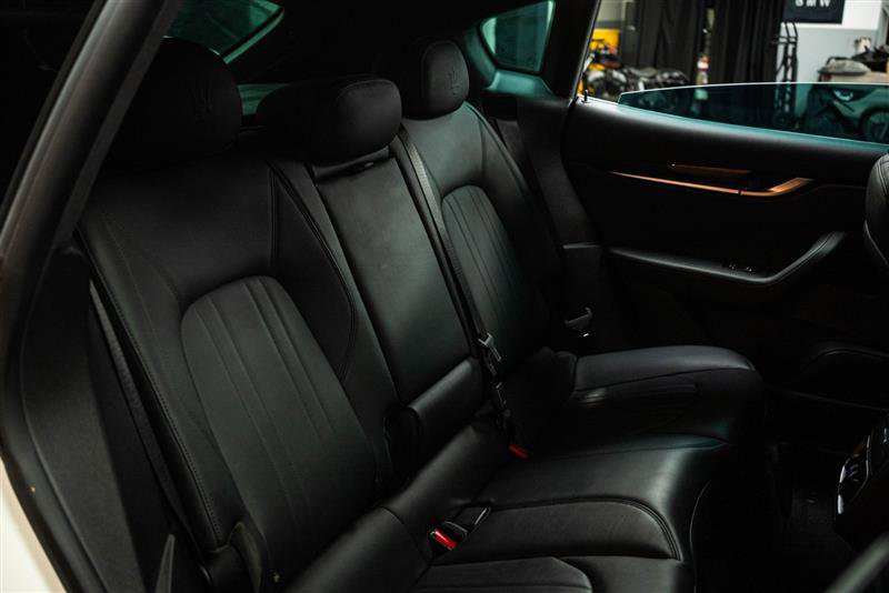 Used 2023 Maserati Levante Modena image 11