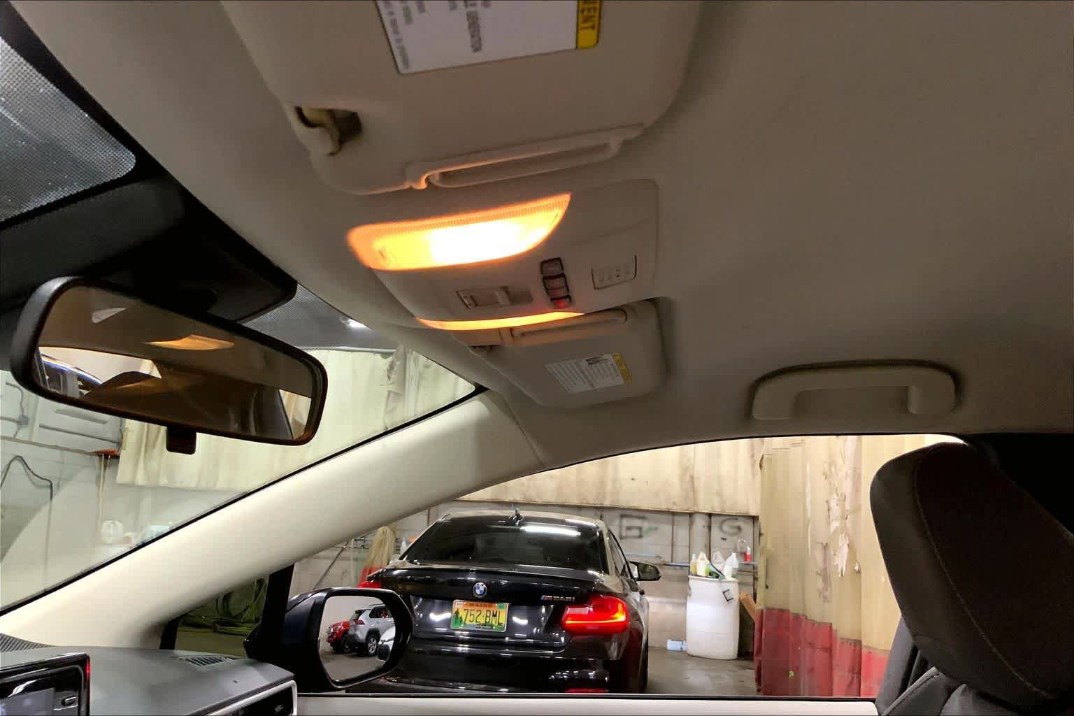 Used 2020 Toyota Corolla LE FWD image 36