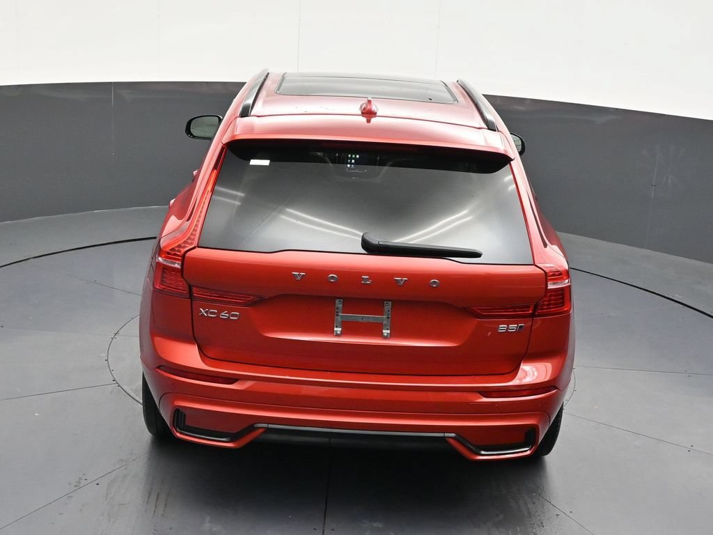 Used 2024 Volvo XC60 B5 Core AWD/4WD image 18