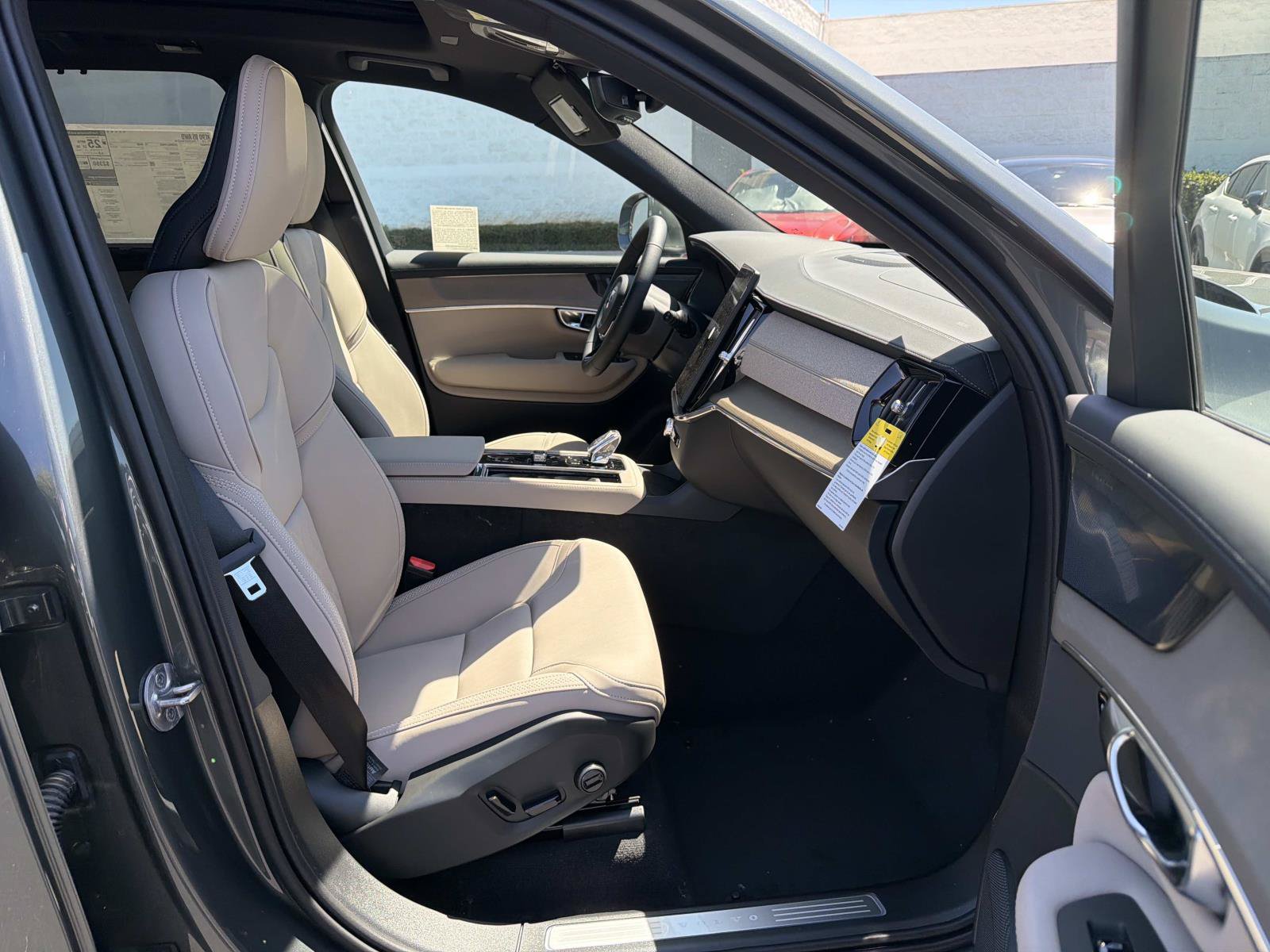 New 2027 Volvo XC90 B6 Bright AWD/4WD image 21