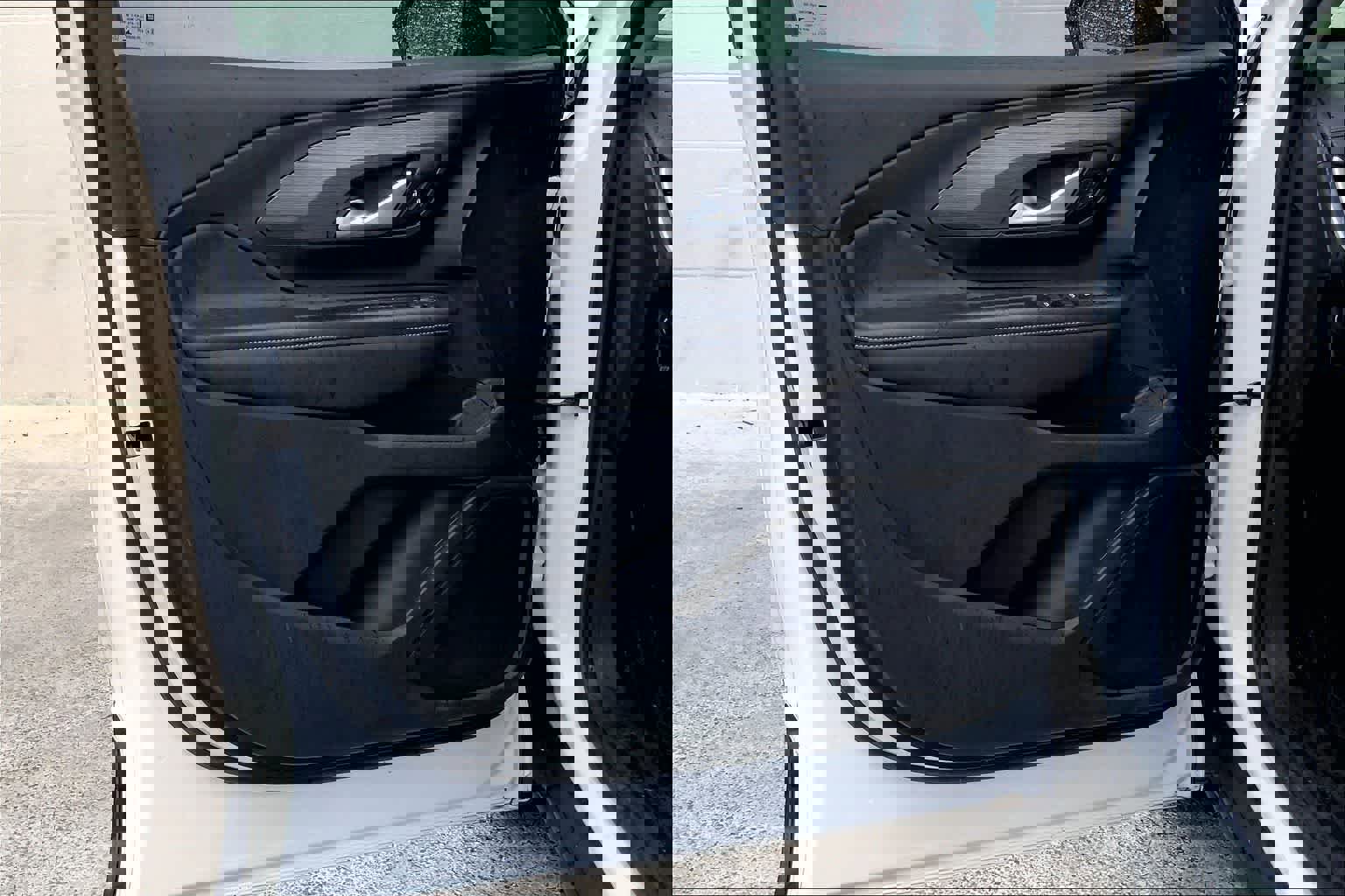 Used 2022 GMC Terrain SLE w/ Driver Convenience Package image 27