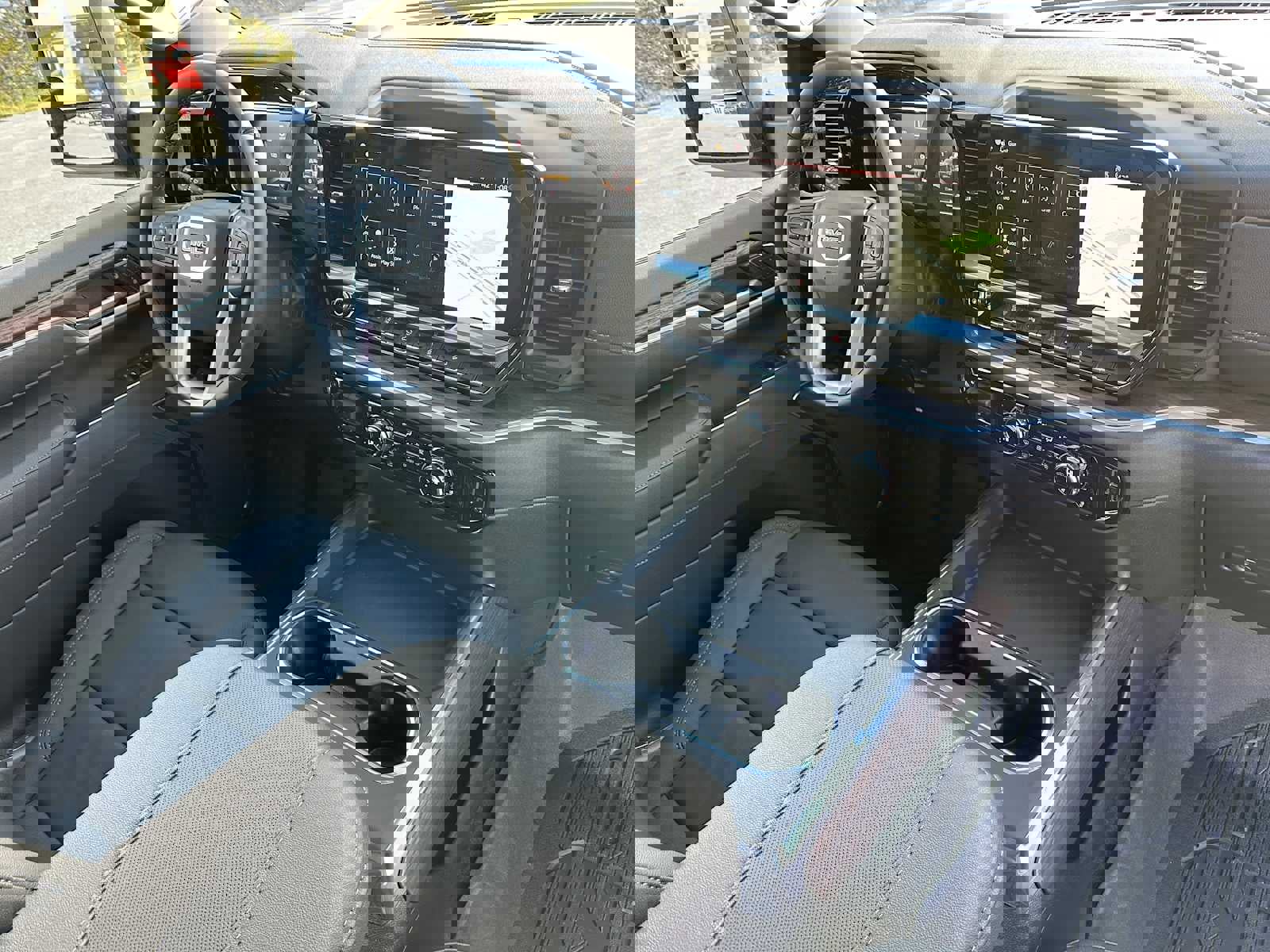 New 2026 GMC Sierra 2500 SLT image 11