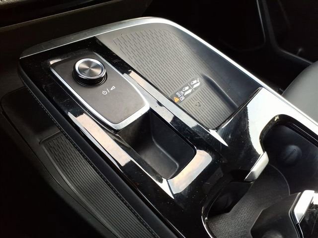 Used 2025 Buick Enclave Preferred image 33