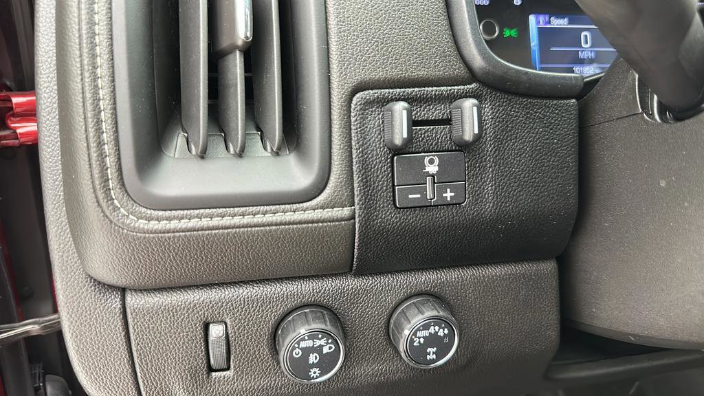 Used 2018 GMC Canyon Denali AWD/4WD image 25