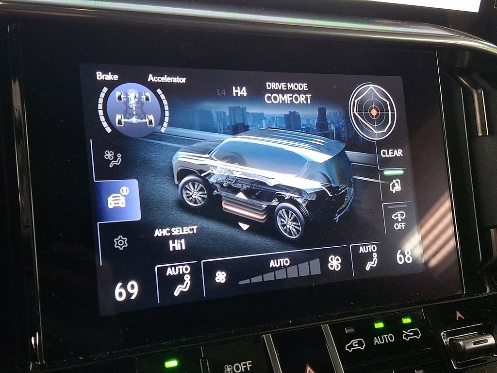 Used 2024 Lexus LX 600 4WD w/ Appearance Package image 14