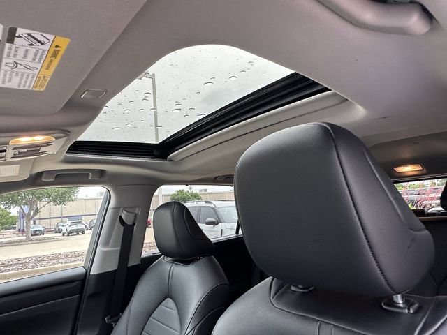 Certified 2024 Toyota Highlander XLE AWD/4WD image 26