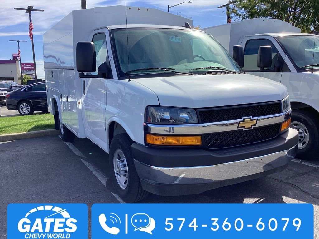 New 2025 Chevrolet Express 3500 w/ Power Convenience Package