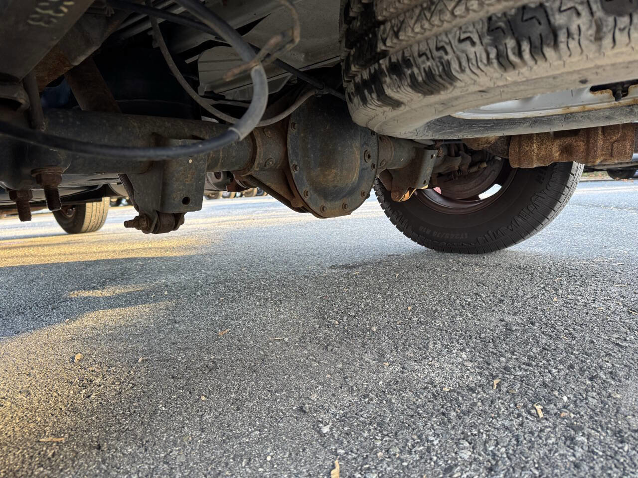 Used 2020 Chevrolet Express 2500 LS w/ Driver Convenience Package RWD image 14