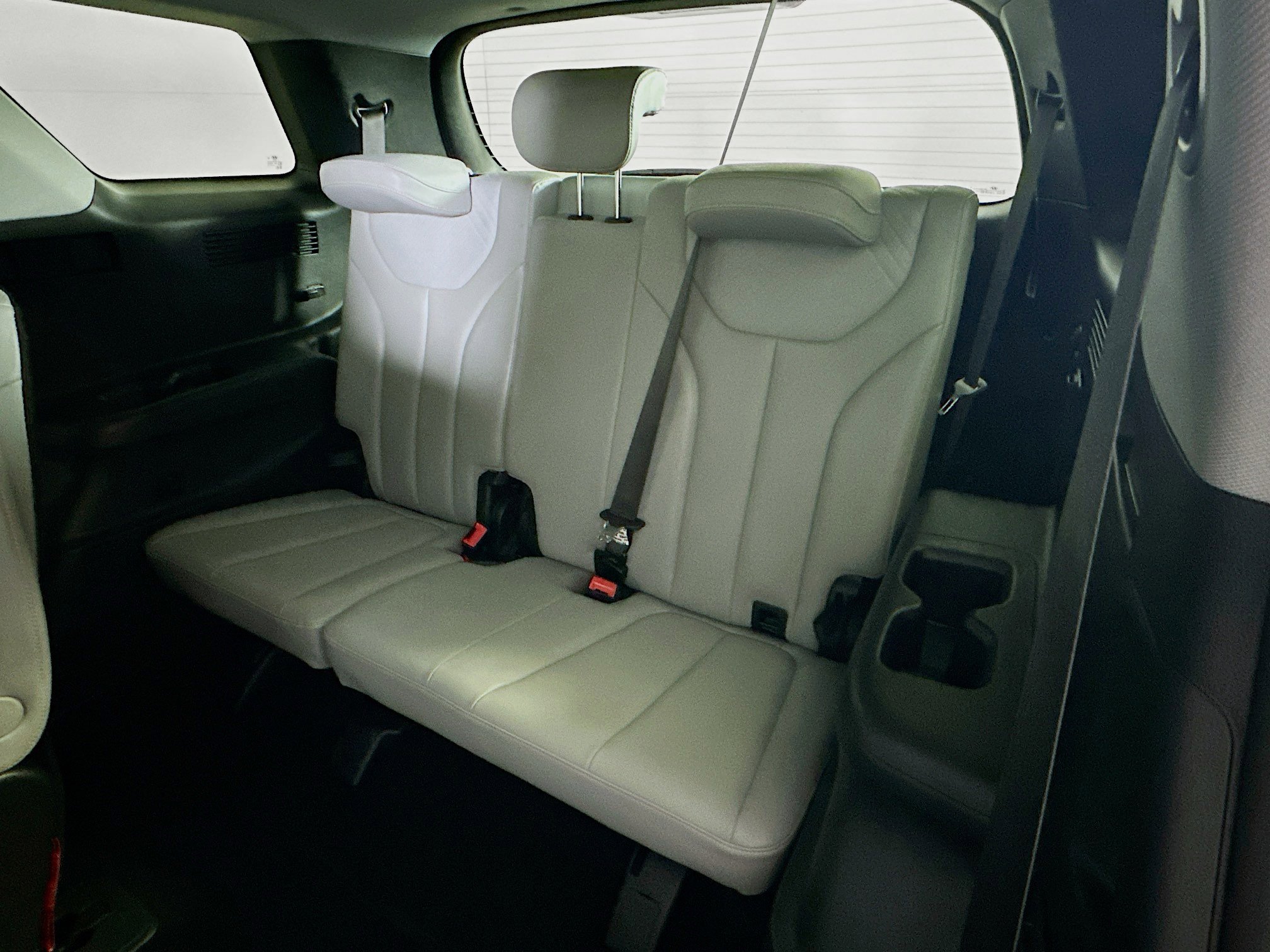 Used 2025 Hyundai Palisade SEL image 30