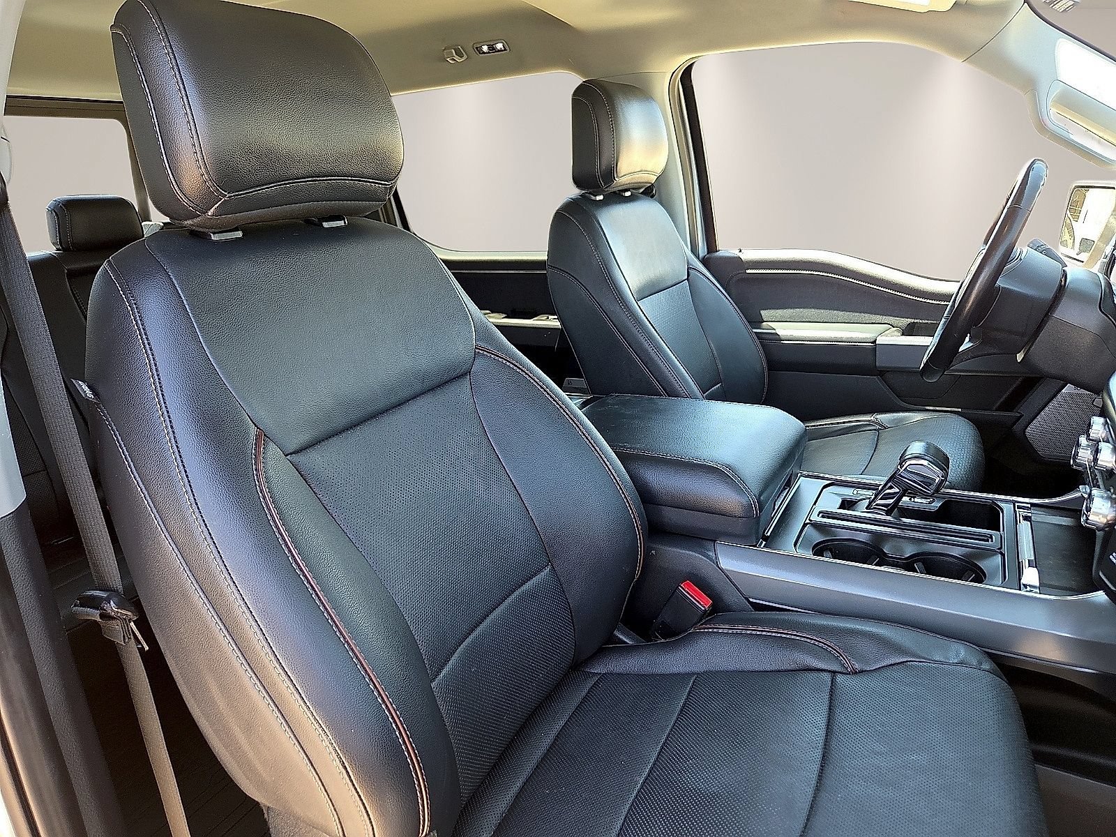 Used 2021 Ford F150 Lariat AWD/4WD image 9