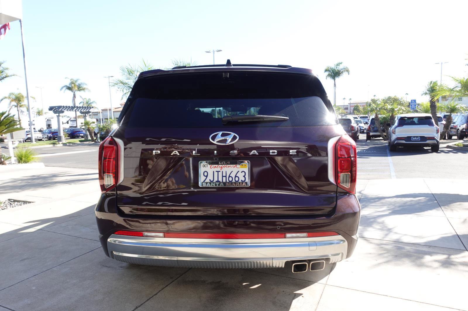 Used 2024 Hyundai Palisade Calligraphy image 8