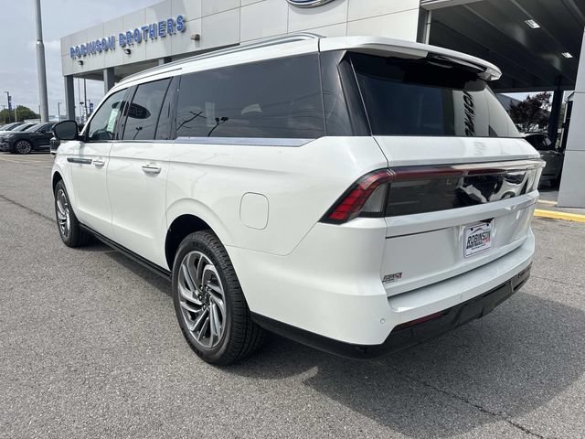 New 2026 Lincoln Navigator L Reserve AWD/4WD image 5