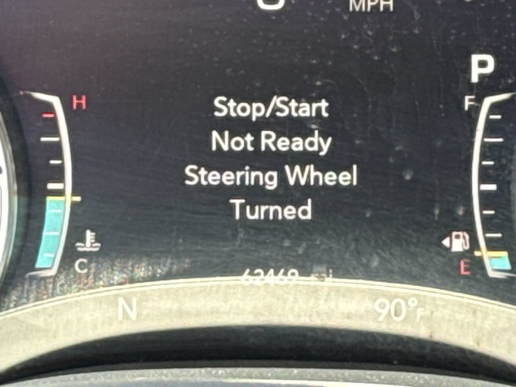 Used 2023 Chrysler Pacifica Touring-L FWD image 15