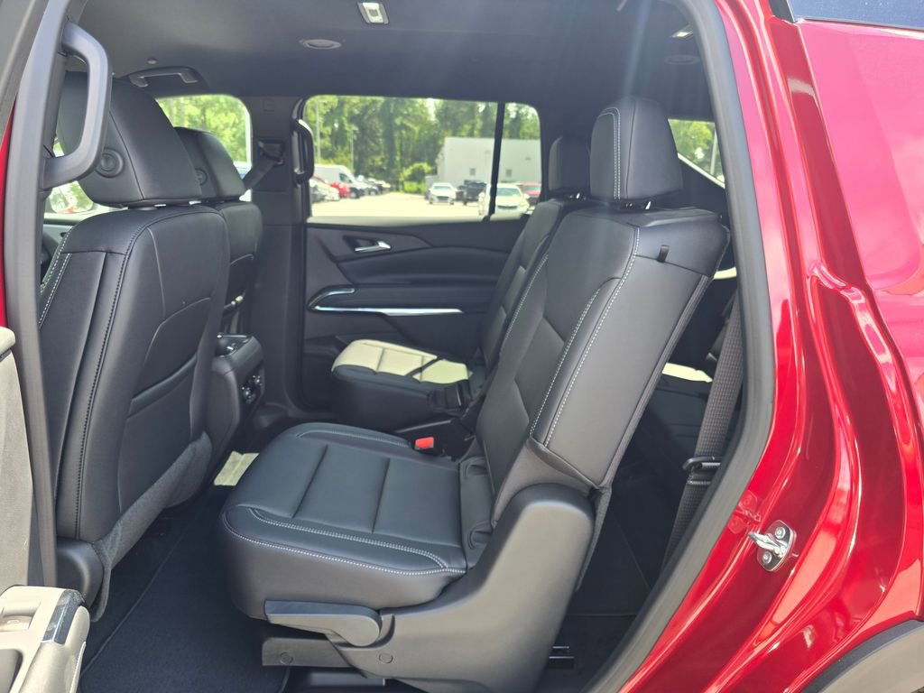 New 2026 Chevrolet Traverse LT w/ Driver Confidence Package image 20