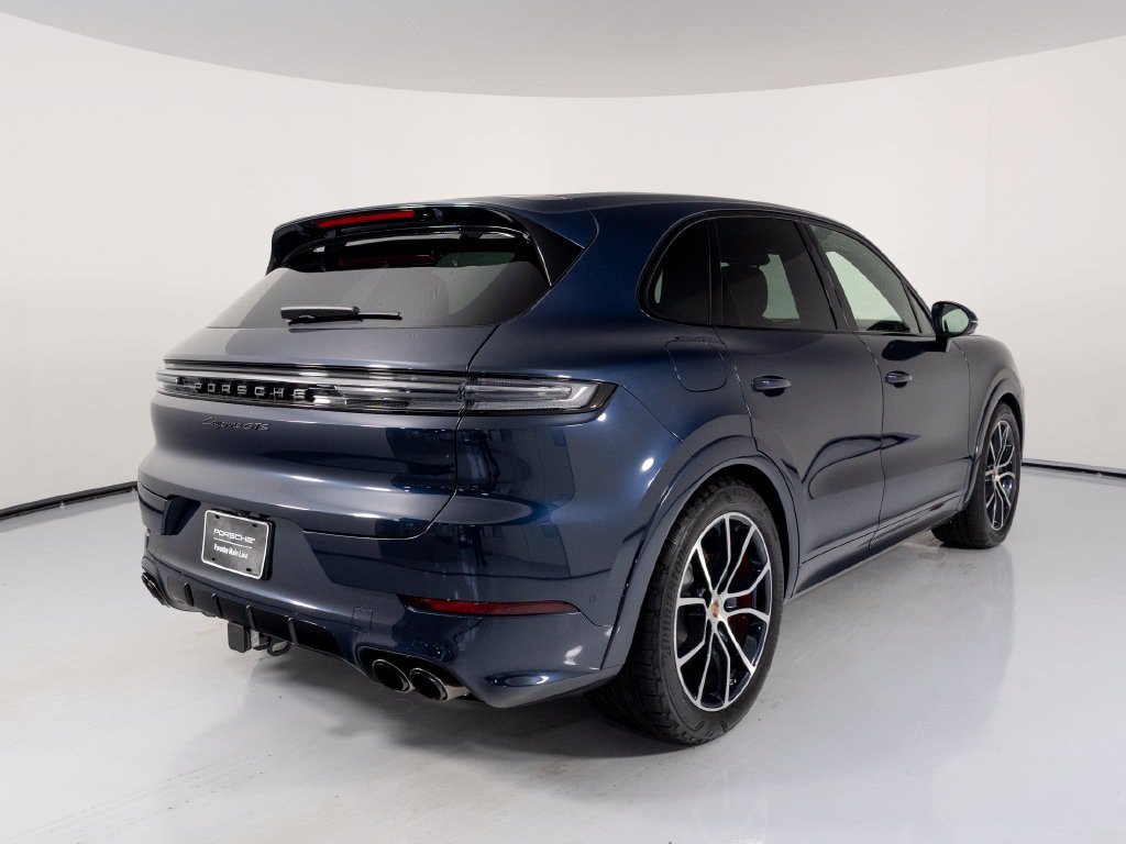 New 2026 Porsche Cayenne GTS AWD/4WD image 11
