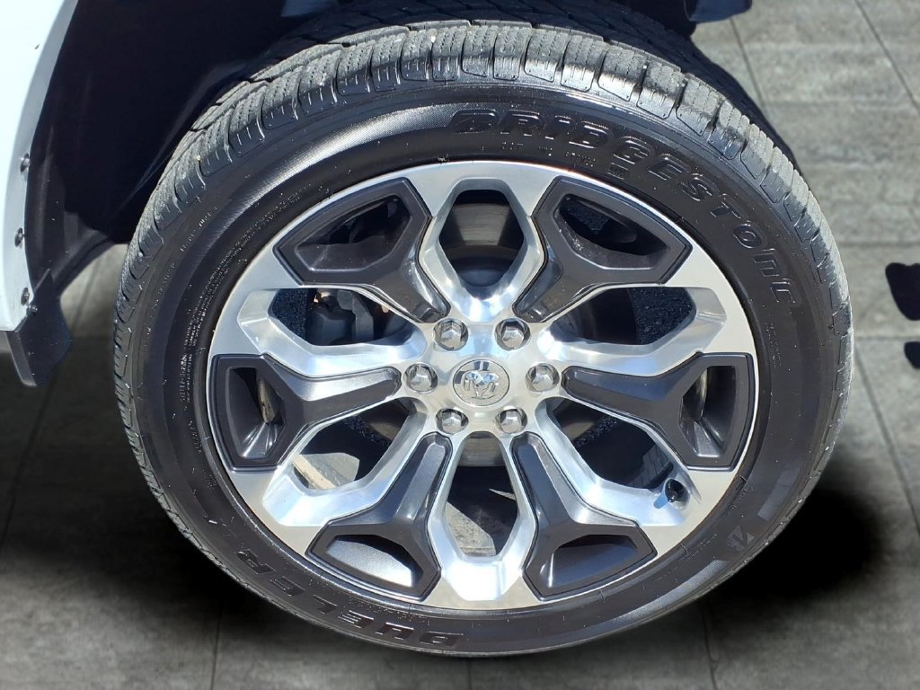 Used 2022 RAM 1500 Limited AWD/4WD image 9