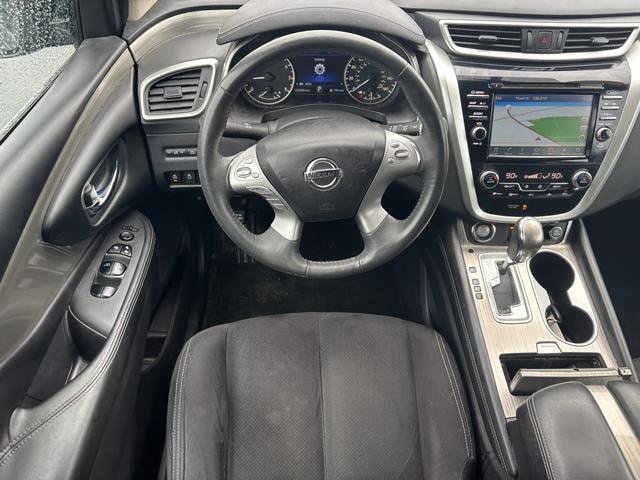 Used 2017 Nissan Murano SV image 18