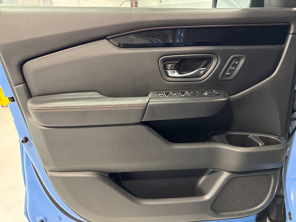 Used 2023 Honda Pilot TrailSport image 30