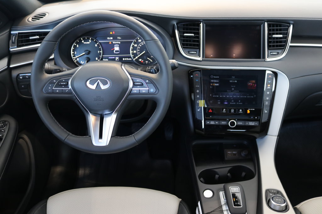 Used 2025 INFINITI QX55 Luxe w/ Cargo Package AWD/4WD image 22