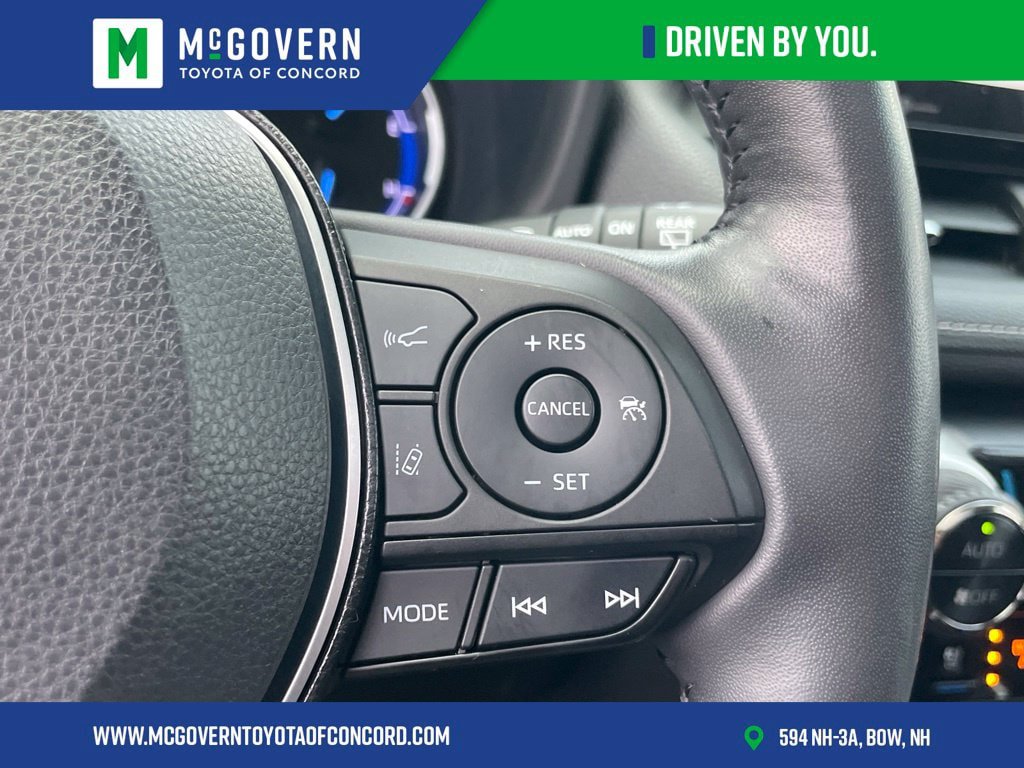 Used 2020 Toyota RAV4 Limited AWD/4WD image 18