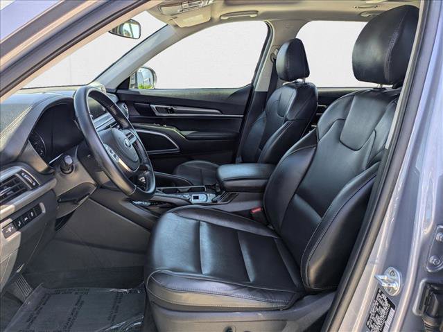 Used 2020 Kia Telluride S image 16