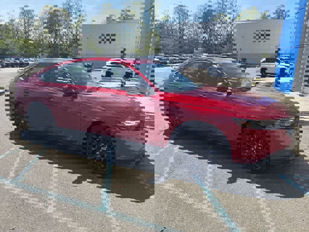 Used 2023 Honda Accord Sport image 9