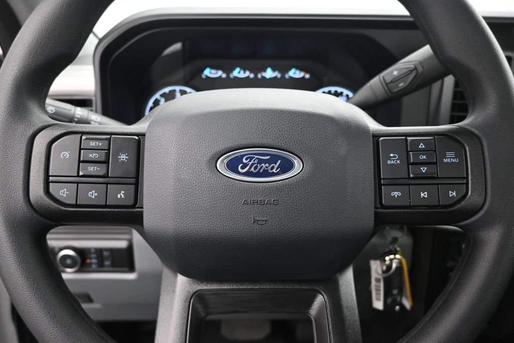 New 2025 Ford F450 XL w/ XL Chrome Package RWD image 10