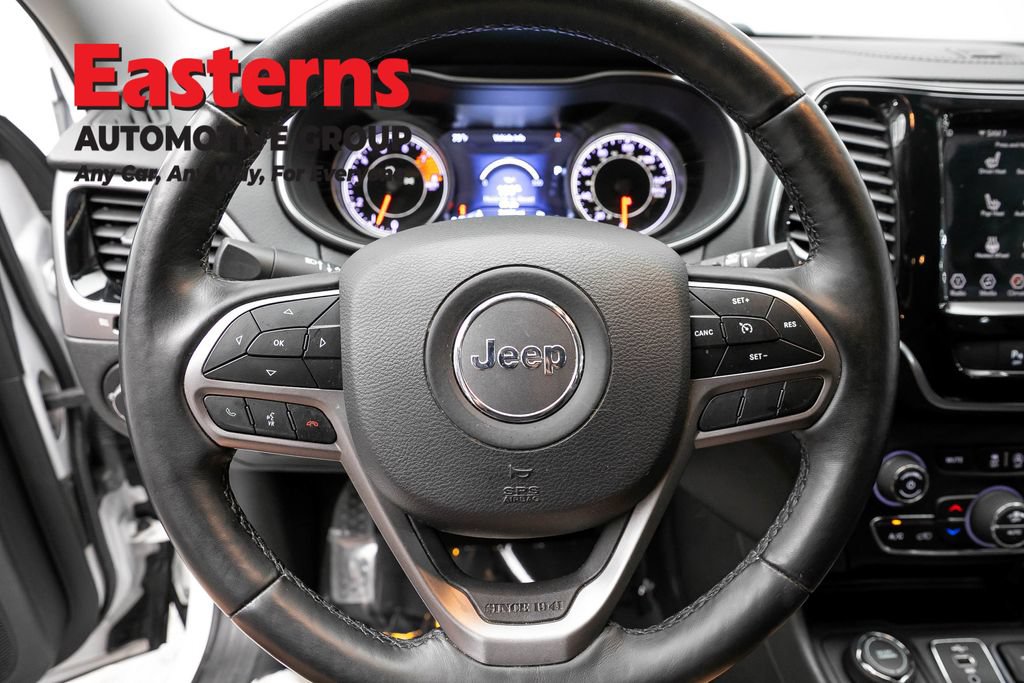 Used 2019 Jeep Cherokee Limited AWD/4WD image 10