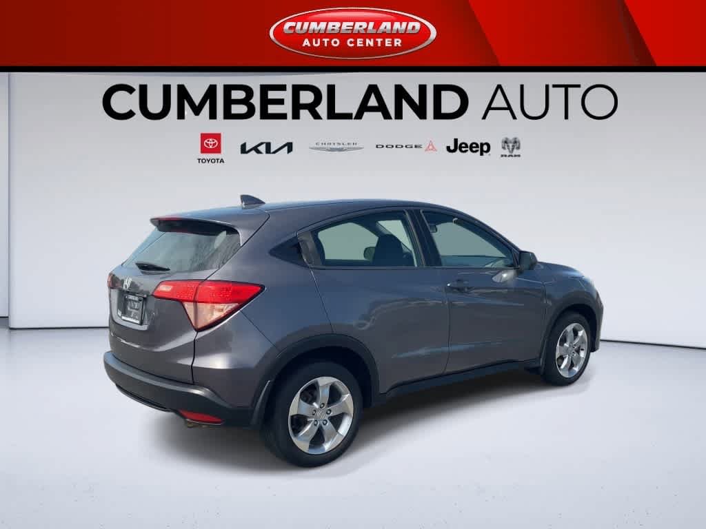 Used 2017 Honda HR-V LX image 8