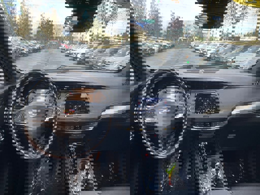 Used 2022 Cadillac XT4 Premium Luxury w/ Safety Alert Package image 17