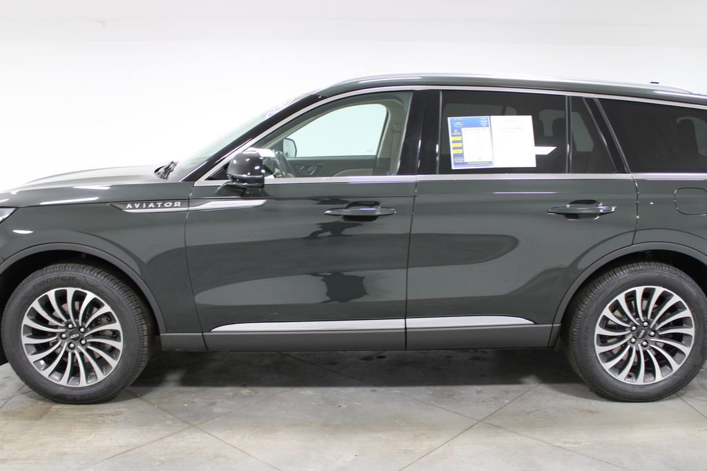 Used 2023 Lincoln Aviator Reserve w/ Equipment Group 201A AWD/4WD image 6