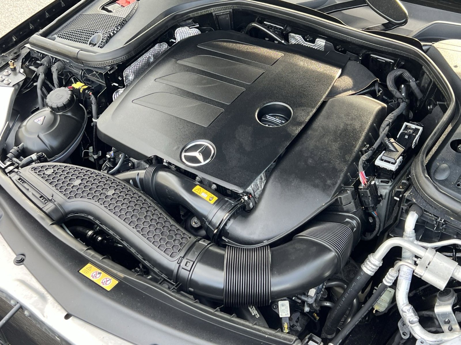 Certified 2021 Mercedes-Benz E 350 4MATIC Sedan w/ Premium Package image 27