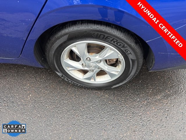 Used 2021 Hyundai Elantra SE image 28