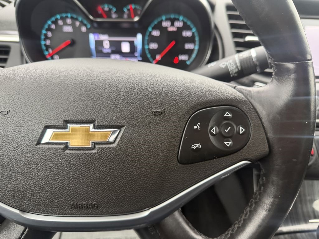 Used 2017 Chevrolet Impala Premier w/ Enhanced Convenience Package image 14